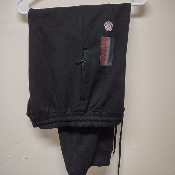 Moncler sweatpants - Picture 7 of 11
